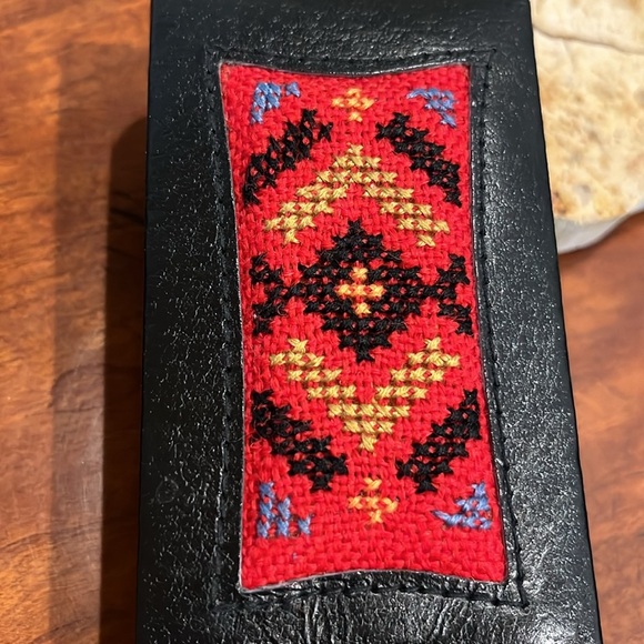 Leather Vintage Cigarette Case Handmade Red Embroidery Design NWOT - Picture 2 of 6